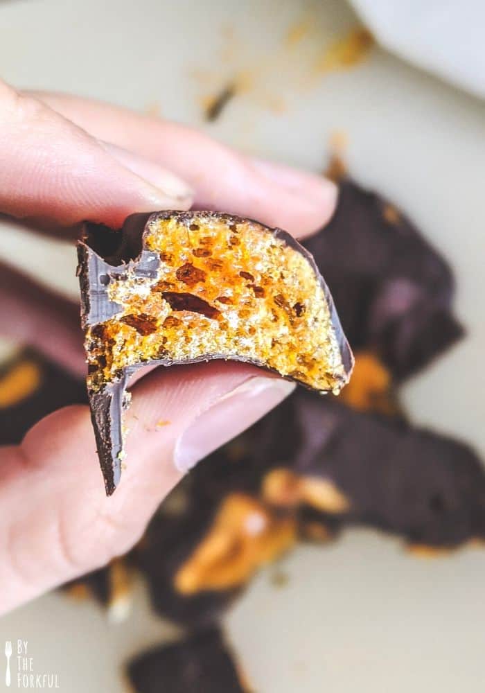 Vegan honeycomb crunchie bars coated in dark chocolate.