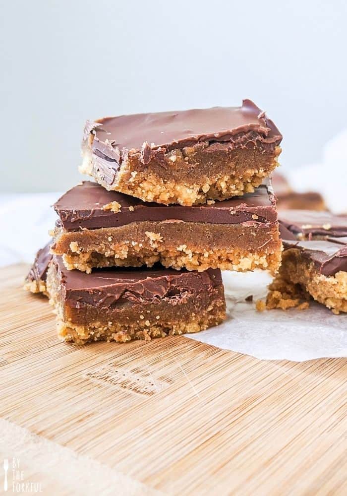Easy vegan millionaire's shortbread