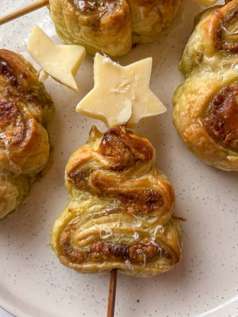 pesto puff pastry Christmas trees